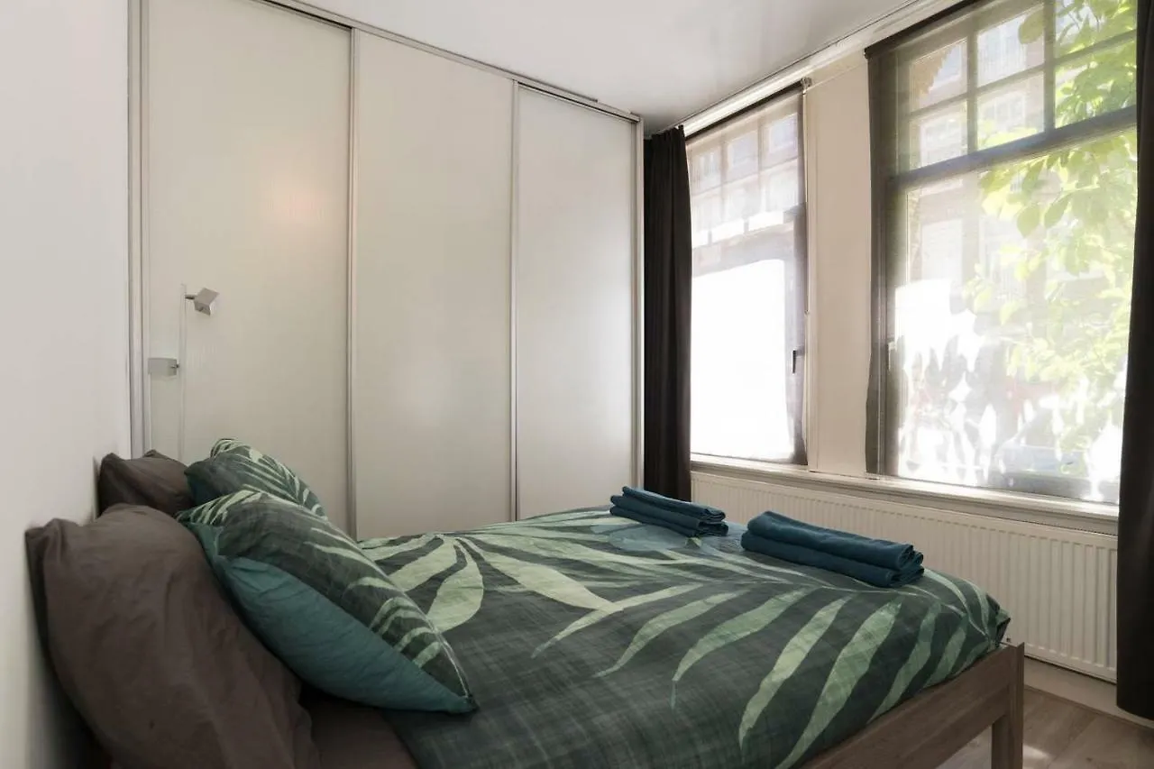 Amazing Apartment With Private Garden On Great Location Amsterdam 0*,  Nizozemsko